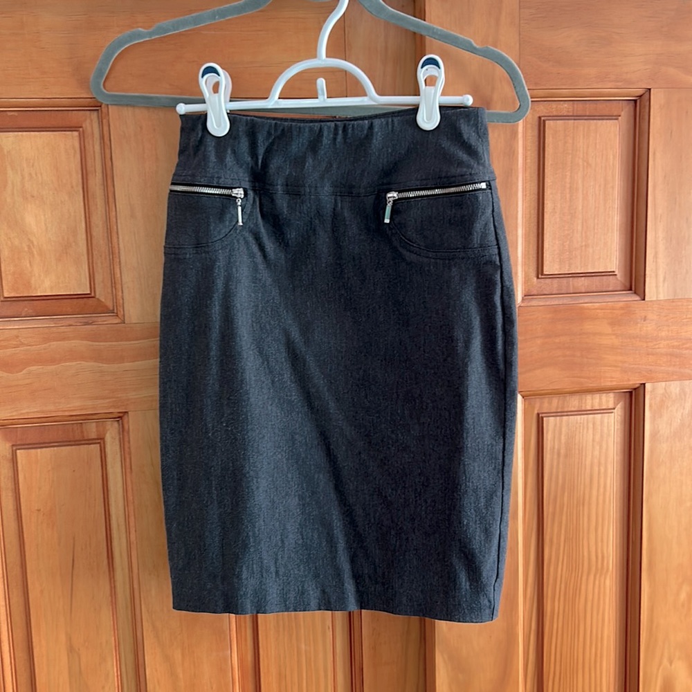 Joe B Charcoal Gray Pencil Skirt Size S